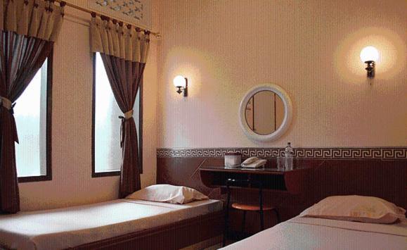 Patria Garden Hotel Blitar Стая снимка